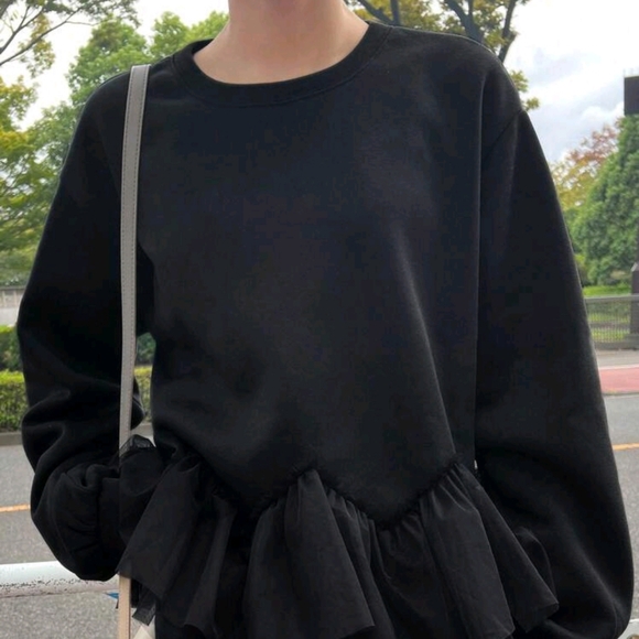 Women's Mesh Patchwork Loose Crew Neck Sweatshirt - Picture 3 of 4